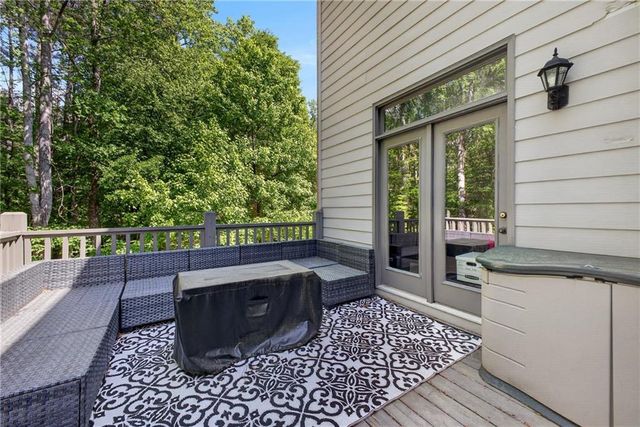 1029 Laurel Grove Court, Suwanee, GA 30024