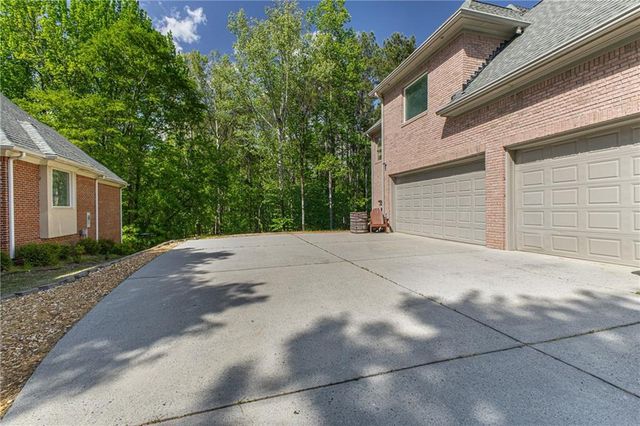 1029 Laurel Grove Court, Suwanee, GA 30024