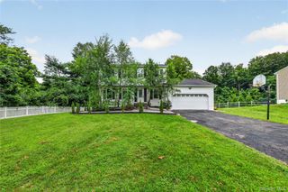 2 Pellbridge Drive, Hopewell Junction, NY 12533