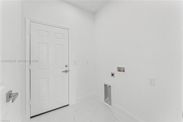 3111 40th Street W, Lehigh Acres, FL 33971