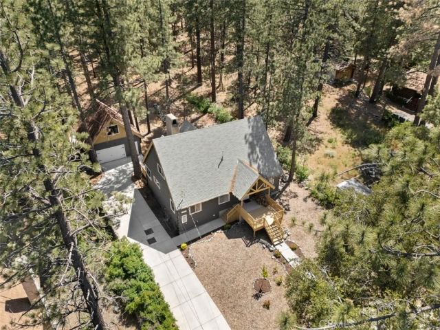 1535 Linnet, Wrightwood, CA 92397