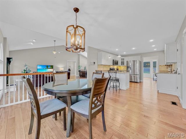9463 Easy Street, Hillsboro, MO 63050