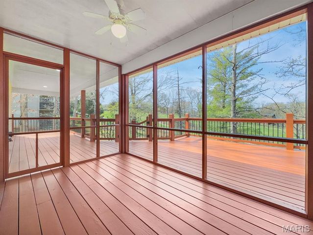 9463 Easy Street, Hillsboro, MO 63050