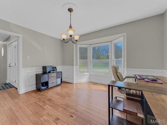 9463 Easy Street, Hillsboro, MO 63050
