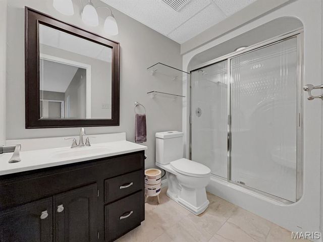 9463 Easy Street, Hillsboro, MO 63050