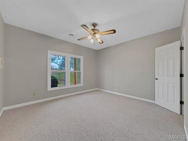 9463 Easy Street, Hillsboro, MO 63050