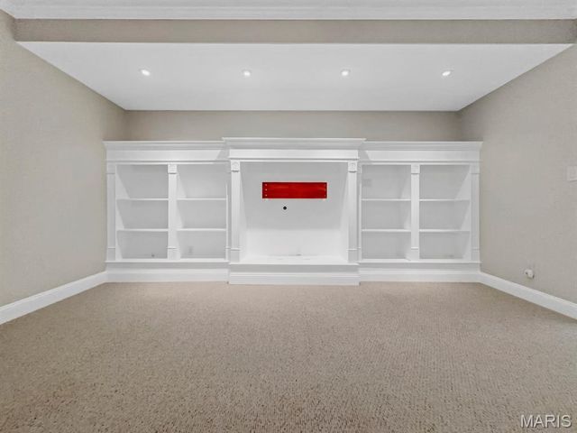 9463 Easy Street, Hillsboro, MO 63050