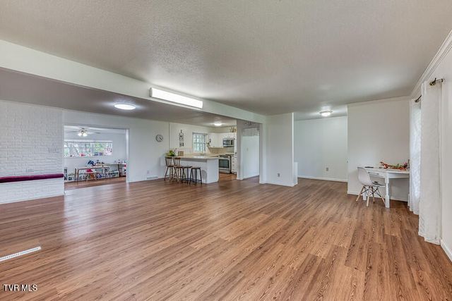 1805 Broadmoor Road, Johnson City, TN 37604