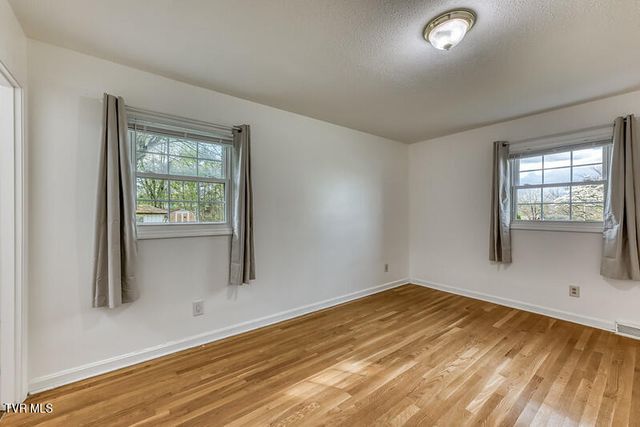 1805 Broadmoor Road, Johnson City, TN 37604