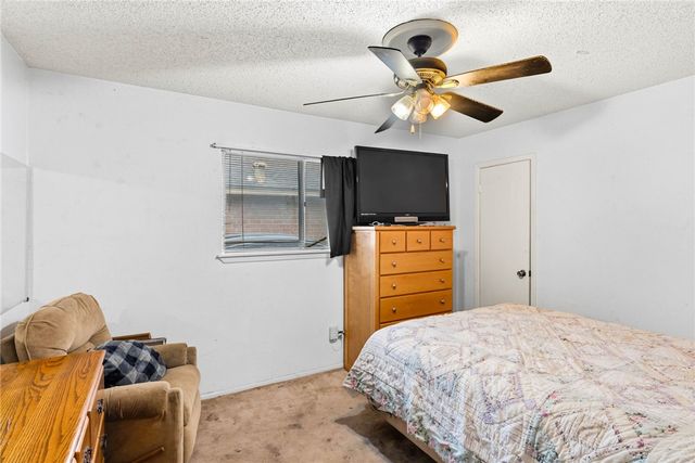 6434 Revolution Dr, Corpus Christi, TX 78413