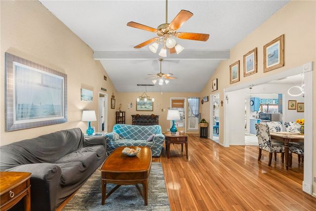 6434 Revolution Dr, Corpus Christi, TX 78413
