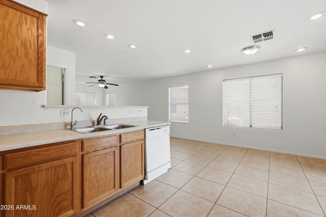 43708 W BEDFORD Drive, Maricopa, AZ 85138