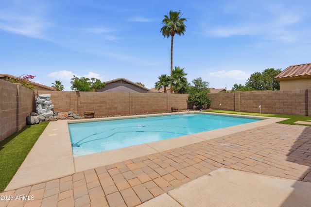 43708 W BEDFORD Drive, Maricopa, AZ 85138