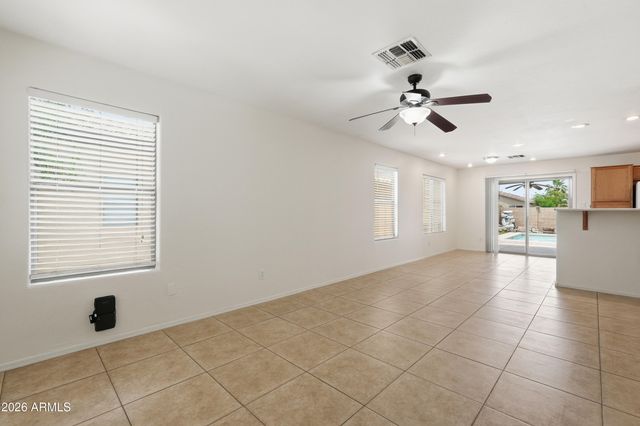 43708 W BEDFORD Drive, Maricopa, AZ 85138