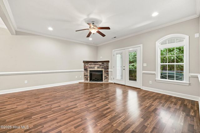 1676 Cambria Drive B, Greenville, NC 27834