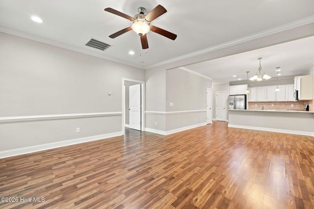 1676 Cambria Drive B, Greenville, NC 27834