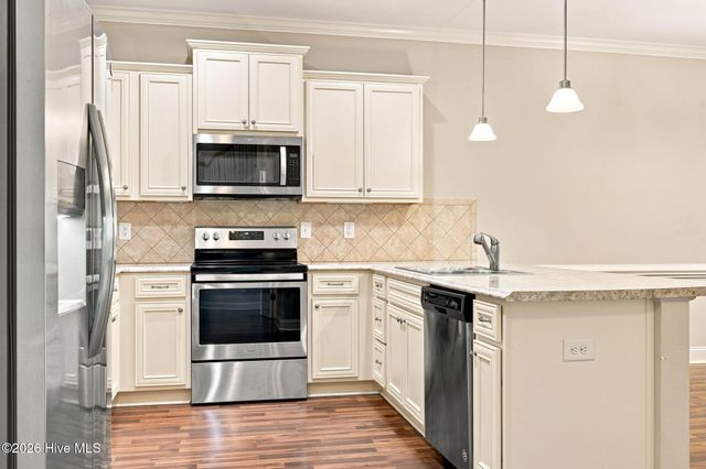 1676 Cambria Drive B, Greenville, NC 27834