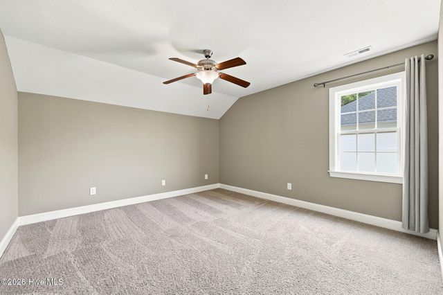 1676 Cambria Drive B, Greenville, NC 27834