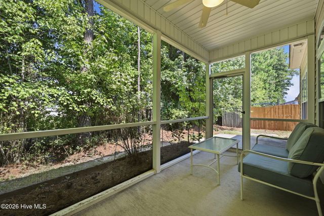1676 Cambria Drive B, Greenville, NC 27834