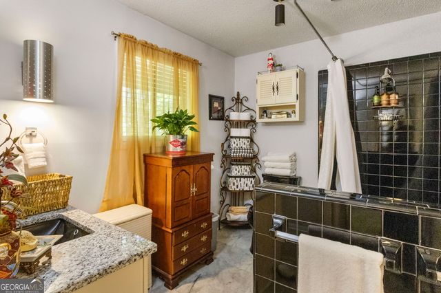 1509 High Point Road, Bowdon, GA 30108