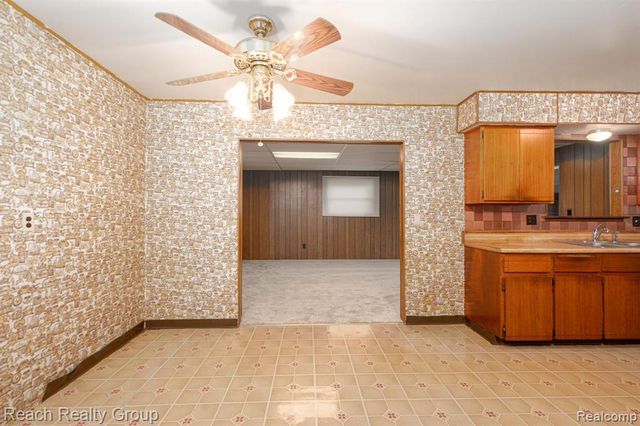 200 Clinton River Court, Mount Clemens, MI 48043