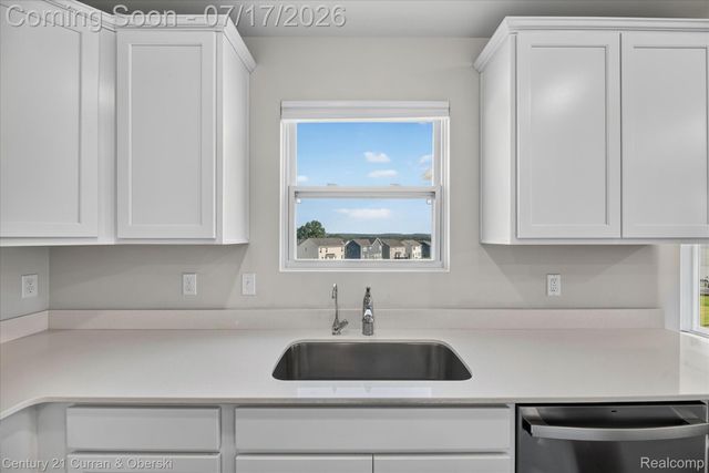 8404 Capstone Drive, White Lake Charter Township, MI 48386