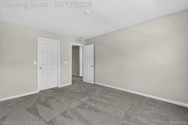 8404 Capstone Drive, White Lake Charter Township, MI 48386