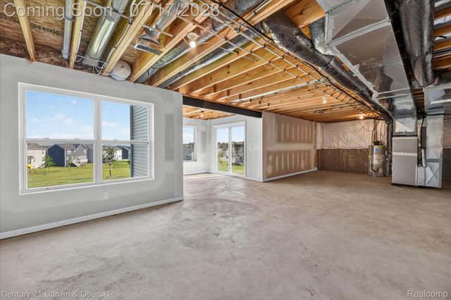 8404 Capstone Drive, White Lake Charter Township, MI 48386
