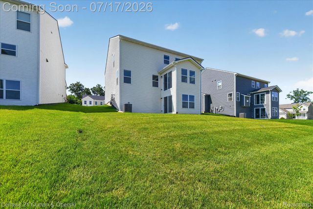 8404 Capstone Drive, White Lake Charter Township, MI 48386