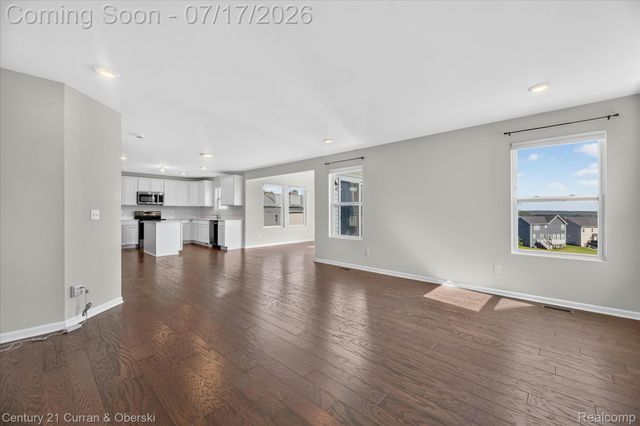 8404 Capstone Drive, White Lake Charter Township, MI 48386