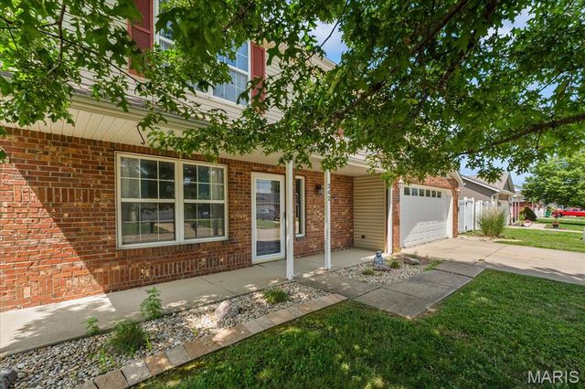 342 Vermillion Drive, O'fallon, IL 62269