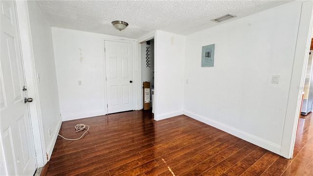 4100 40TH STREET N, St Petersburg, FL 33714