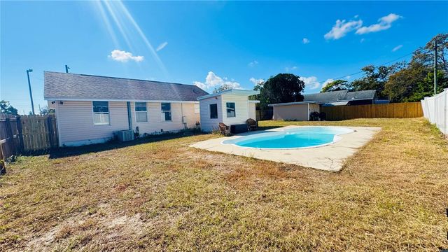 4100 40TH STREET N, St Petersburg, FL 33714