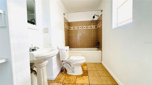 4100 40TH STREET N, St Petersburg, FL 33714