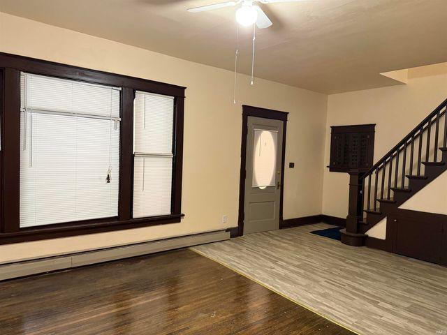 927 S Main Street, Kendallville, IN 46755