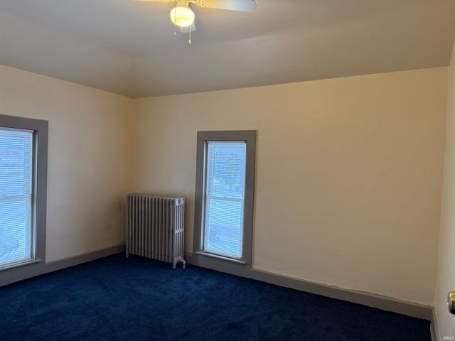 927 S Main Street, Kendallville, IN 46755