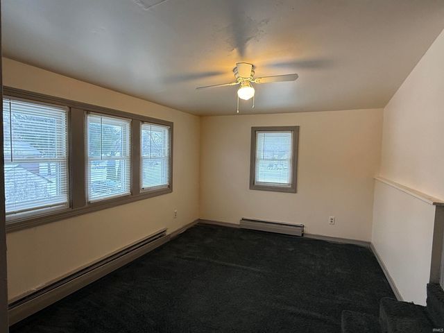 927 S Main Street, Kendallville, IN 46755