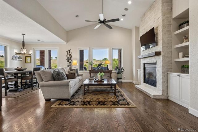 2431 S Xenon Way, Lakewood, CO 80228
