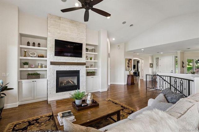 2431 S Xenon Way, Lakewood, CO 80228