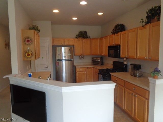 9345 Norwich Place, North Ridgeville, OH 44039