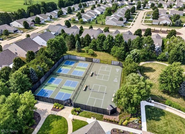 9345 Norwich Place, North Ridgeville, OH 44039