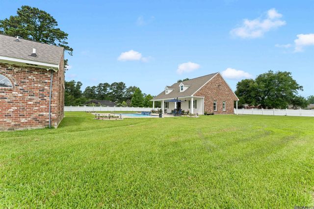 37258 Perkins Rd, Prairieville, LA 70769