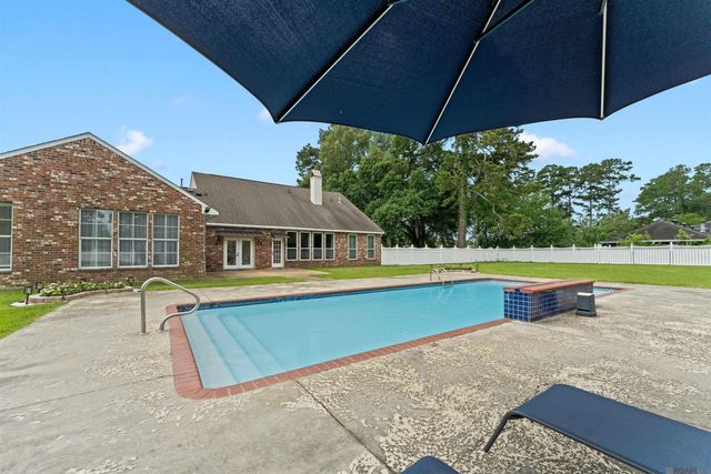 37258 Perkins Rd, Prairieville, LA 70769