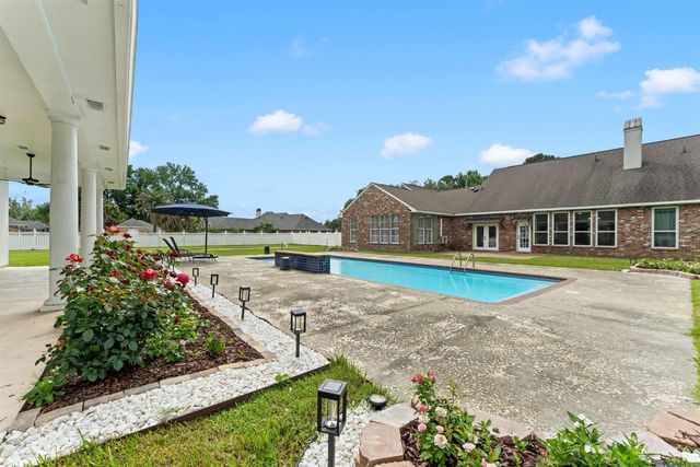 37258 Perkins Rd, Prairieville, LA 70769