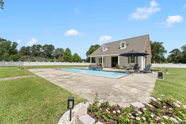 37258 Perkins Rd, Prairieville, LA 70769