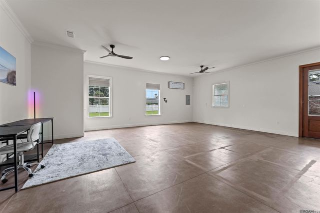37258 Perkins Rd, Prairieville, LA 70769