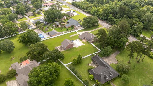 37258 Perkins Rd, Prairieville, LA 70769