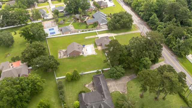 37258 Perkins Rd, Prairieville, LA 70769