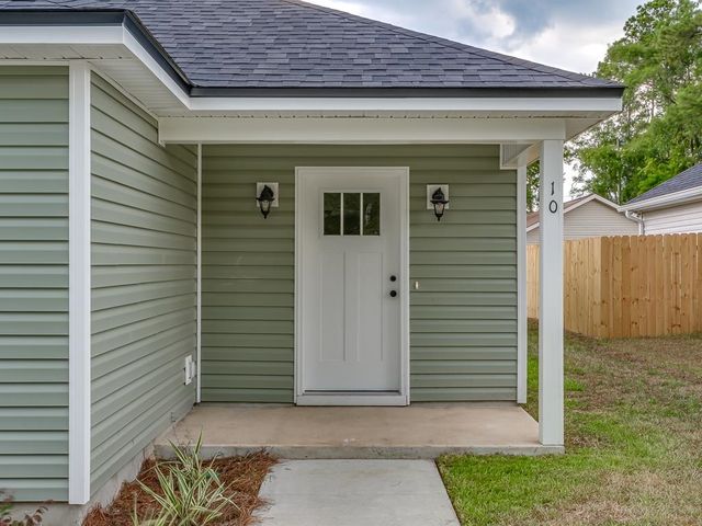 98 Kiowa Trail, Crawfordville, FL 32327