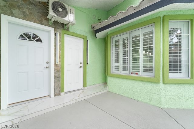 3160 East Viking Road, Las Vegas, NV 89121